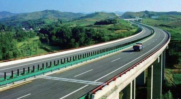 承德至秦皇岛高速公路承德段项目路面工程第LM-4合同段项目